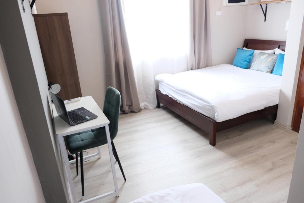 2-Bedroom Boutique City Condo - Newly Renovated! Cebu Екстериор снимка