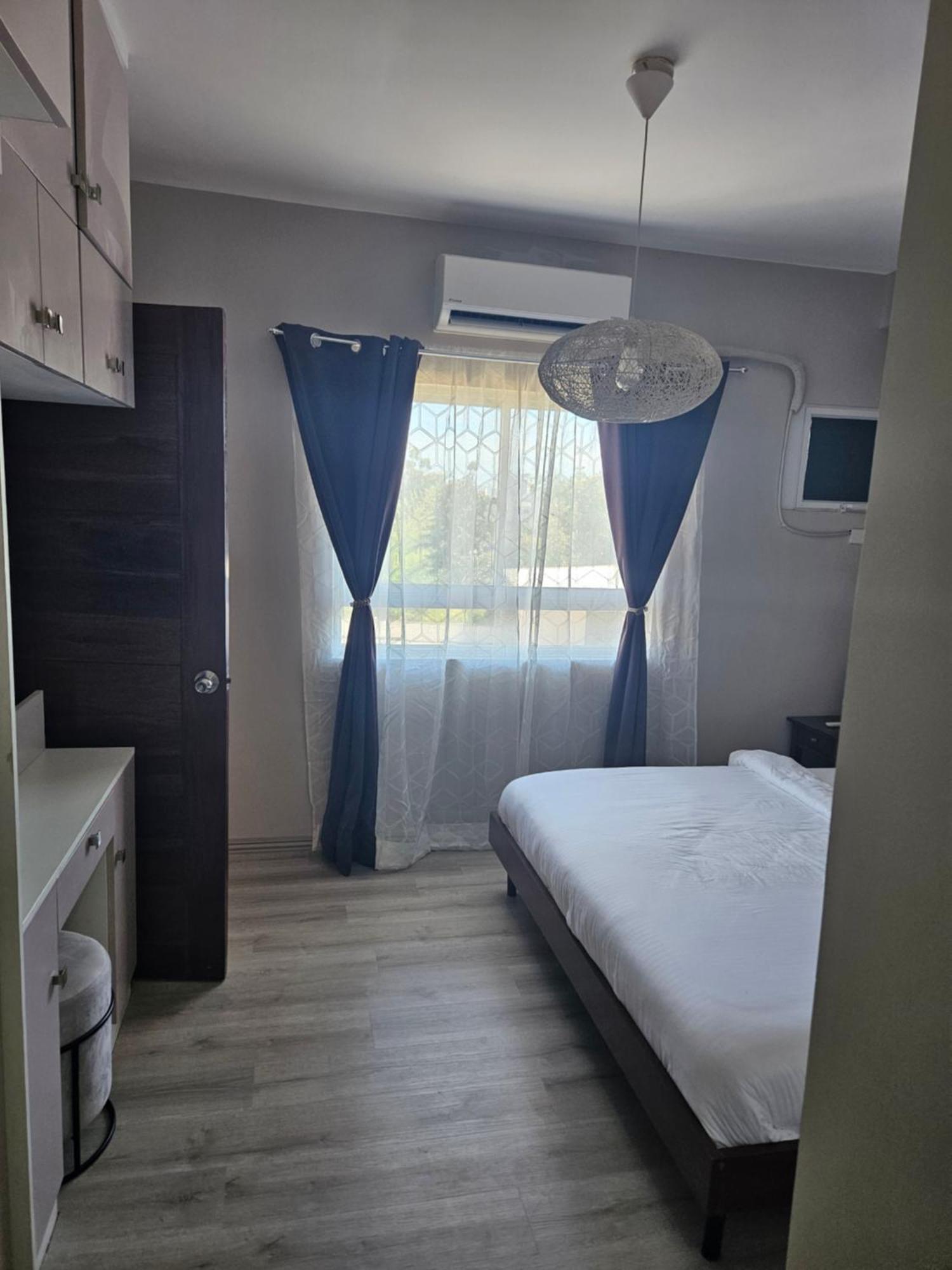 2-Bedroom Boutique City Condo - Newly Renovated! Cebu Екстериор снимка