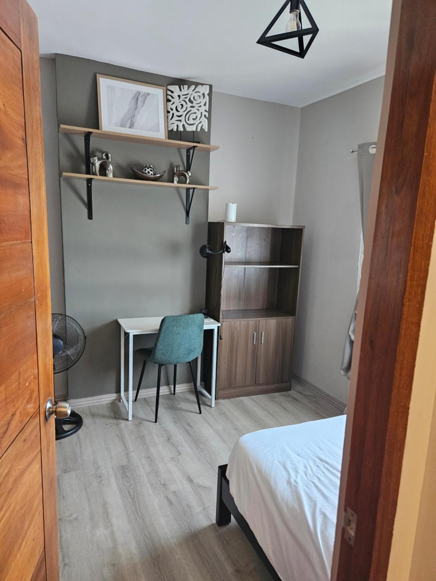 2-Bedroom Boutique City Condo - Newly Renovated! Cebu Екстериор снимка