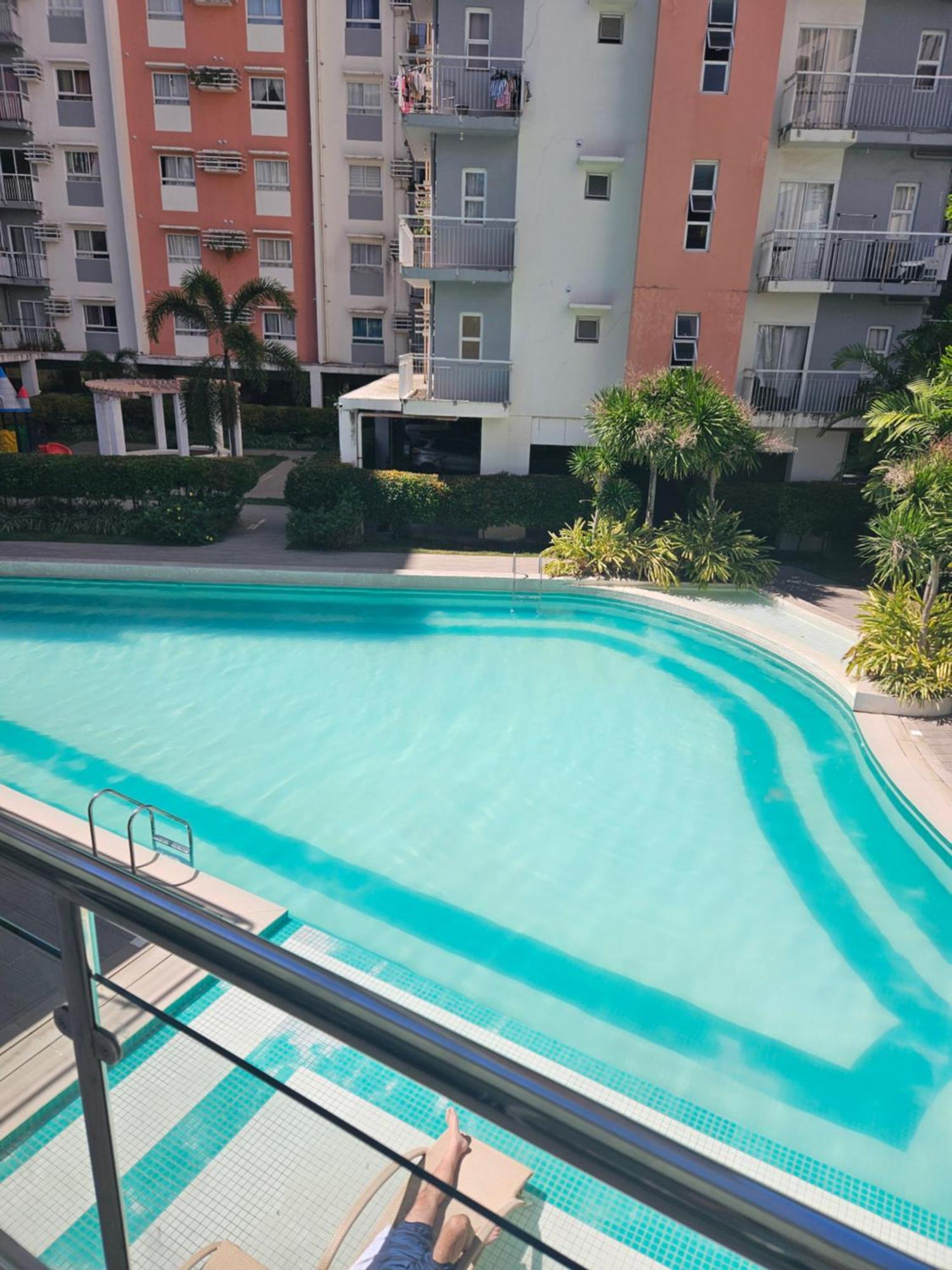 2-Bedroom Boutique City Condo - Newly Renovated! Cebu Екстериор снимка
