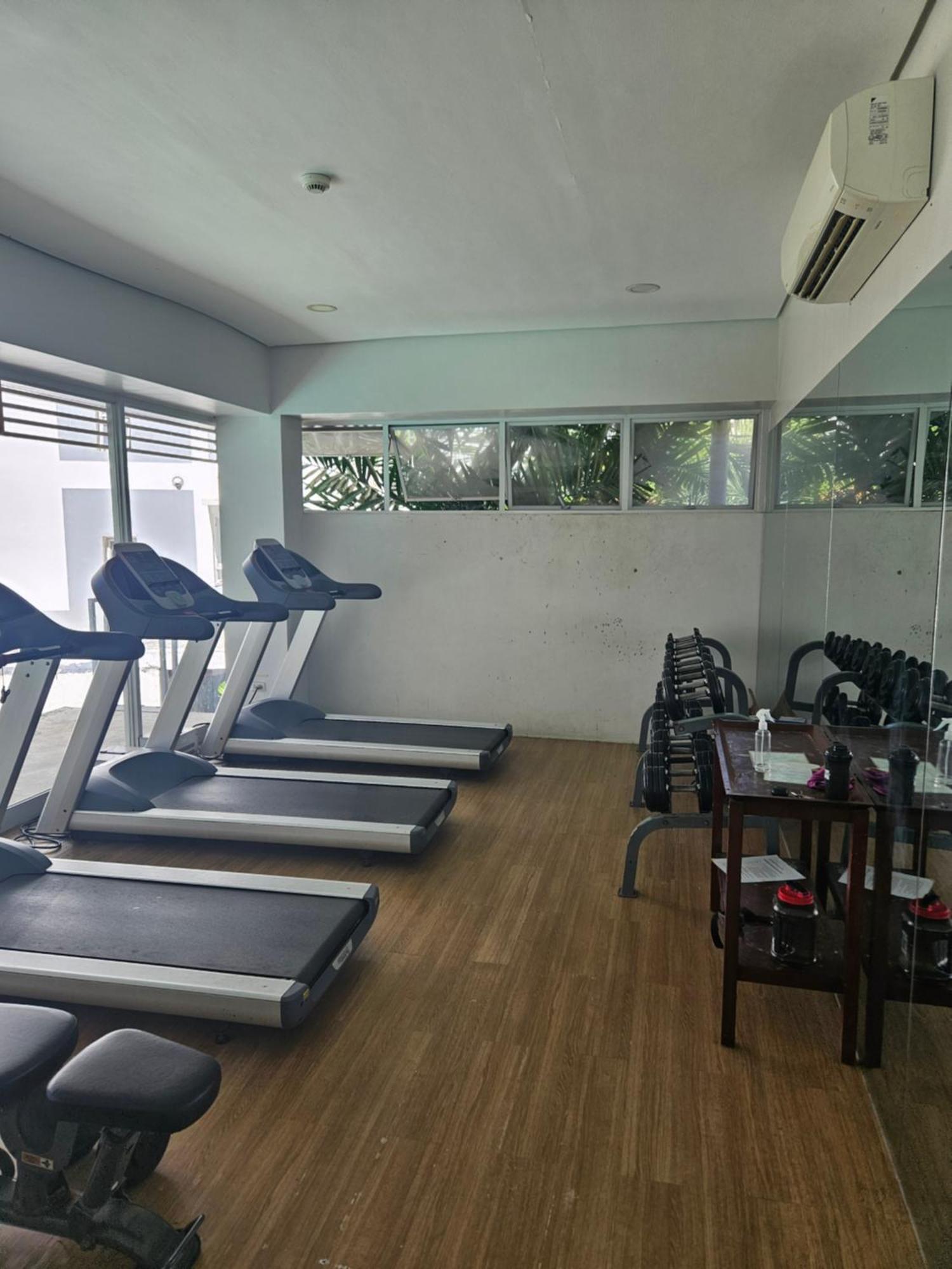 2-Bedroom Boutique City Condo - Newly Renovated! Cebu Екстериор снимка